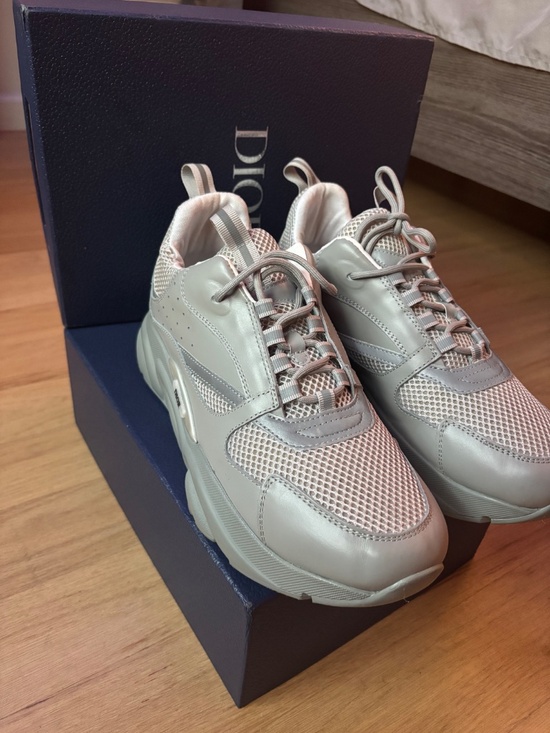 Dior B22 Triple Grey main image 4
